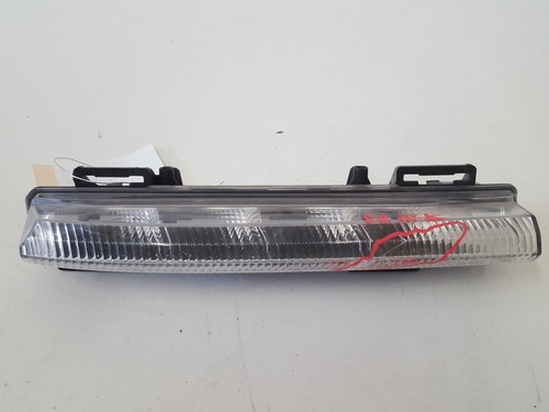 2012-2014 MERCEDES BENZ W204 C250 C300 RH RIGHT FOGLIGHT DRL A 204 906 90 00 - Picture 2 of 10