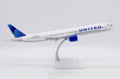 United B777-300ER "Sydney" Reg: N2749U JC  1:200 Diecast FLAPS DOWN XX20423A - Picture 13 of 13