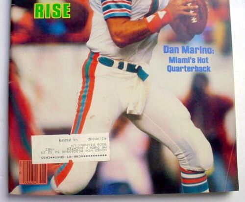 DAN MARINO Sports Illustrated Magazine November 14 1983 1st Cover Miami Dolphins - Picture 3 of 4