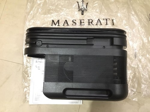 GENUINE MASERATI GRAN CABRIO TYRE FOAM KIT WITH COMPRESSOR / PUMP WITH MANUAL - Picture 5 of 12