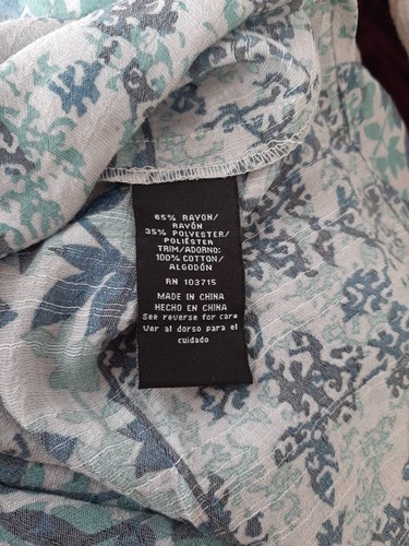Zac & Rachel blue floral medium NWT blouse - Picture 3 of 5