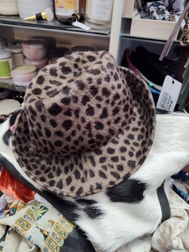KOKIN WOLLFELL BRAUN LEOPARD WUNDERSCHÖNE EIMERMÜTZE BOHO CHIC - Bild 3 von 5