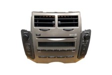 Toyota Yaris 2007 Radio CD GPS player head unit 861200D490 ONV15072
