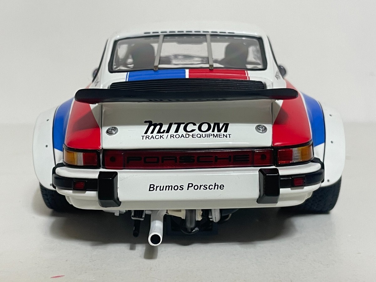 Exoto 1/18 Porsche 934 RSR #61 Daytona 24h 1977 Jim Busby Exoto 1/18 Porsche 934 RSR #61 Daytona 24h 1977 Jim Busby