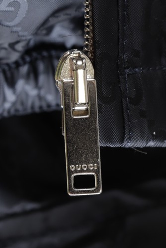 Girl's Gucci Black Monogram Nylon Lightweight Jacket 10 Years - Picture 11 of 16