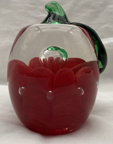 Joe Rice Signed And Blown Apple Paperweight With Controlled Bubbles 4.5”T 2”W - Picture 9 of 9