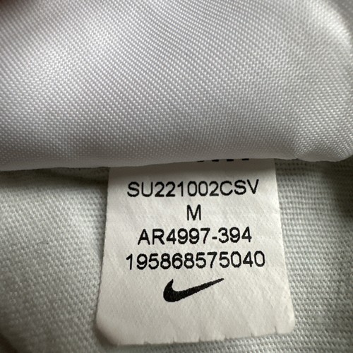 Nike Embroidered Swoosh Men T-Shirt Light Green Casual Lifestyle Everyday Shirt - Picture 5 of 6
