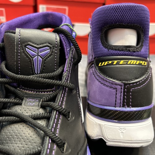 Nike Kobe 1 Protro "Black Out" púrpura universitario - para hombre talla 10 - Imagen 23 de 24