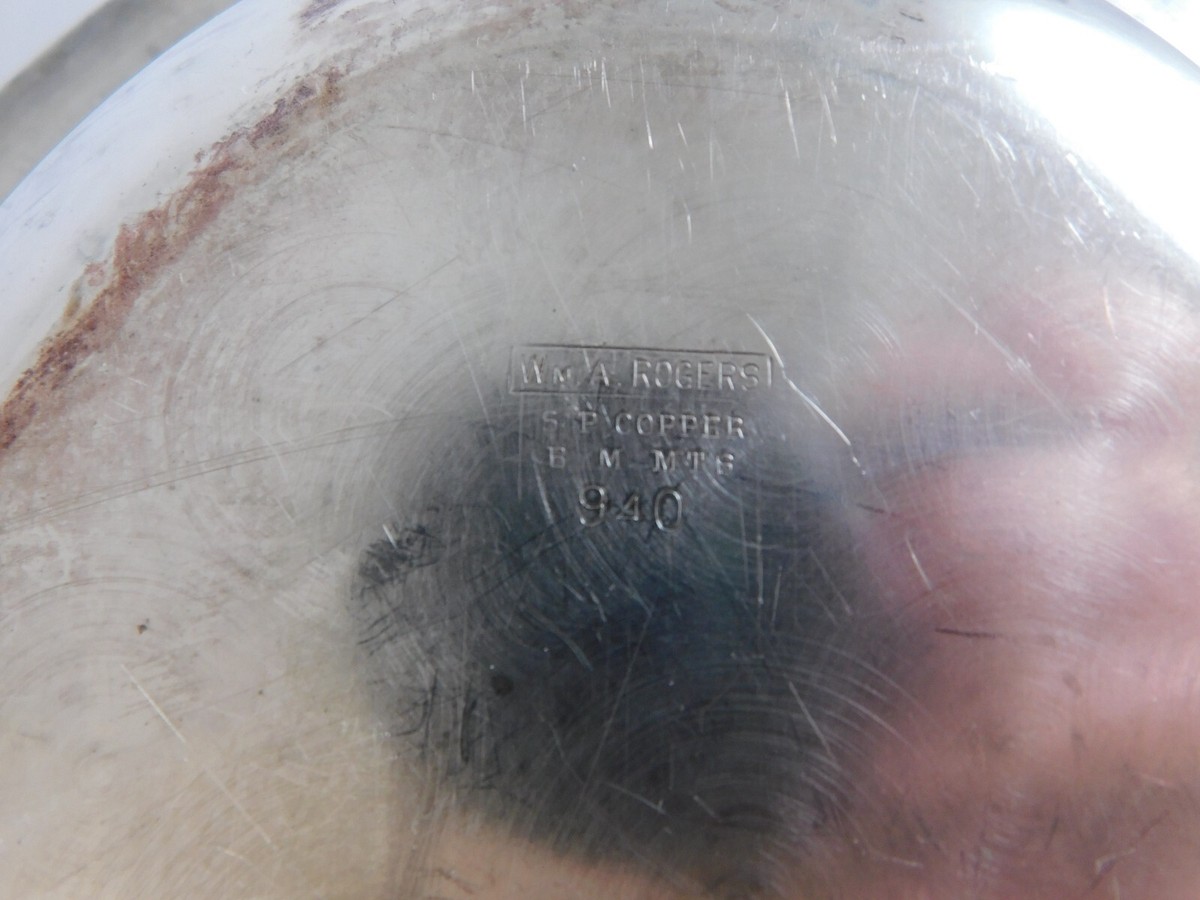 Vintage Wm A Rogers Oval Silver Plate Serving Dish With Lid