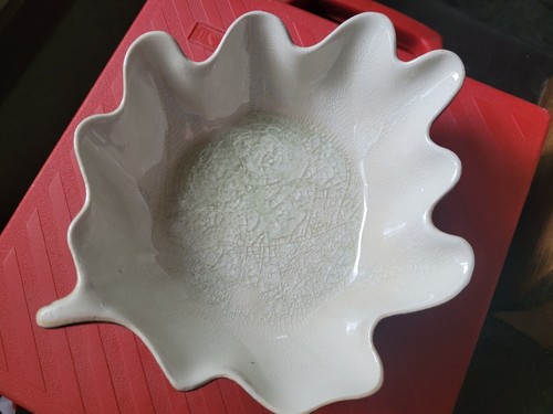 Pier1 Fall Decor Candy Dish Crackle Glaze Brown Leaf White Crackle Center - Picture 2 of 3