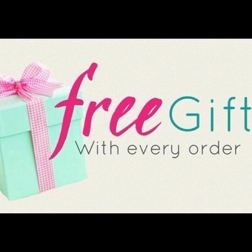 Mix Shape Emerald, Ruby, Blue Sapphire 1000 Carat Natural Enhanced Gemstone I944 - Picture 4 of 7