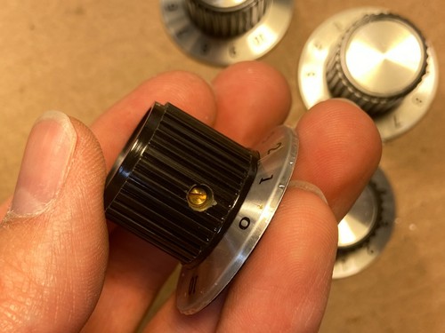 4 New Black & Silver Numbered 1.5" Knobs 1/4" shaft TALL for Guitar Amp (Qty) - Picture 3 of 7