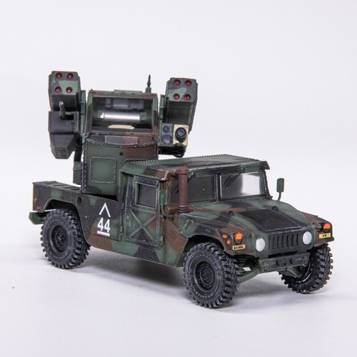 1/72 U.S. Hummer Avenger Air Defense System NATO dipinto modello finito - Foto 17 di 19