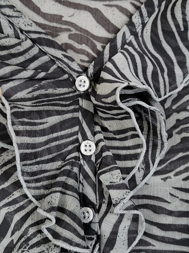 Miley Cyrus Max Chiffon Blouse Youth/Teen XL Animal Print Elastic Waist Top - Picture 11 of 12