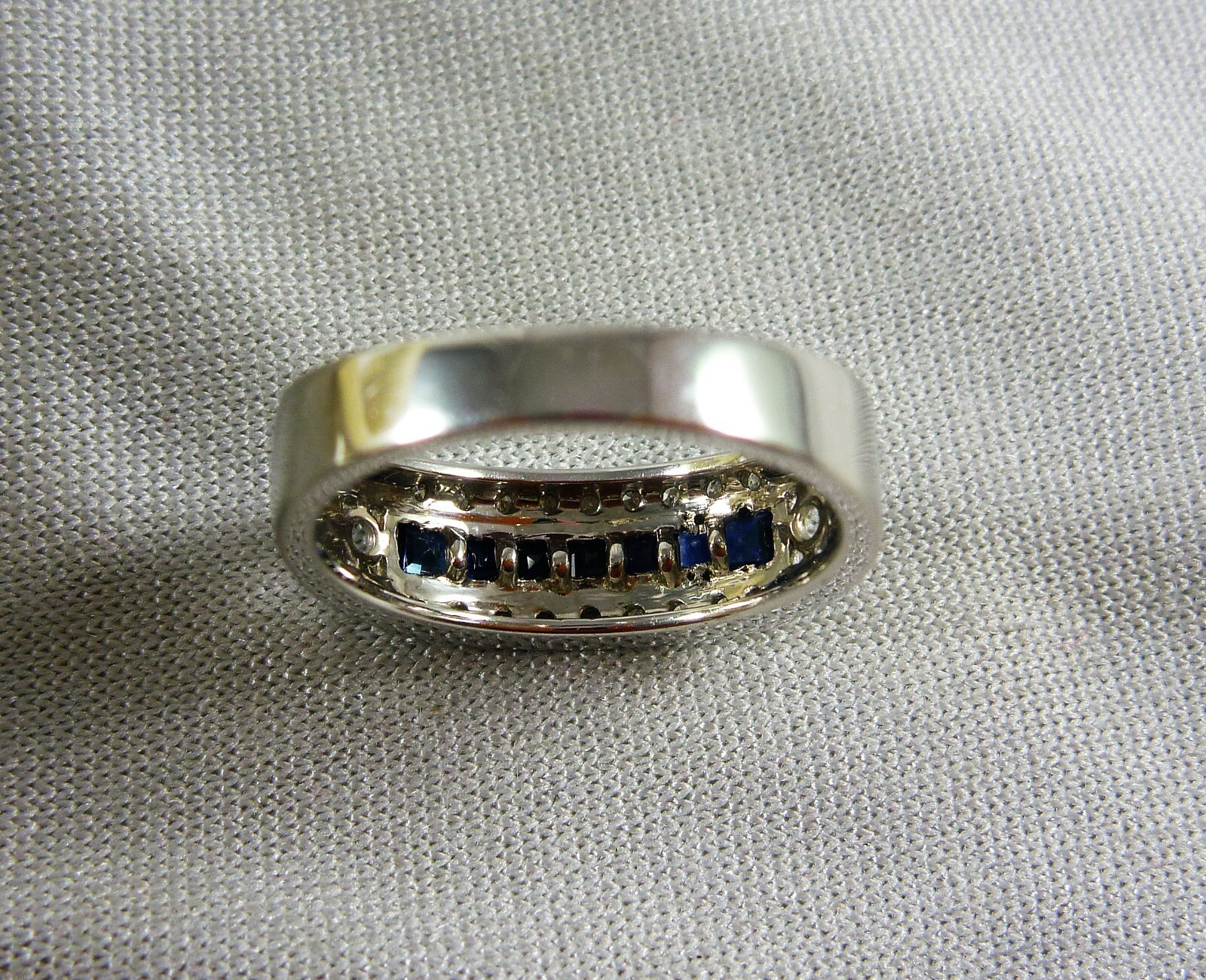 Picture 4 of 5
