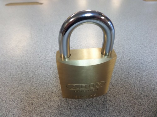 ABUS 83IC/45 BEST STYLE SMALL FORMAT IC CORE BRASS PADLOCK - Picture 4 of 8