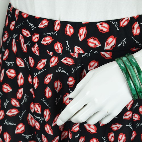 Women's Pull On A-Line Skirt Polyester Elastic Waist Lip Print Skirt Size M - Picture 3 of 5