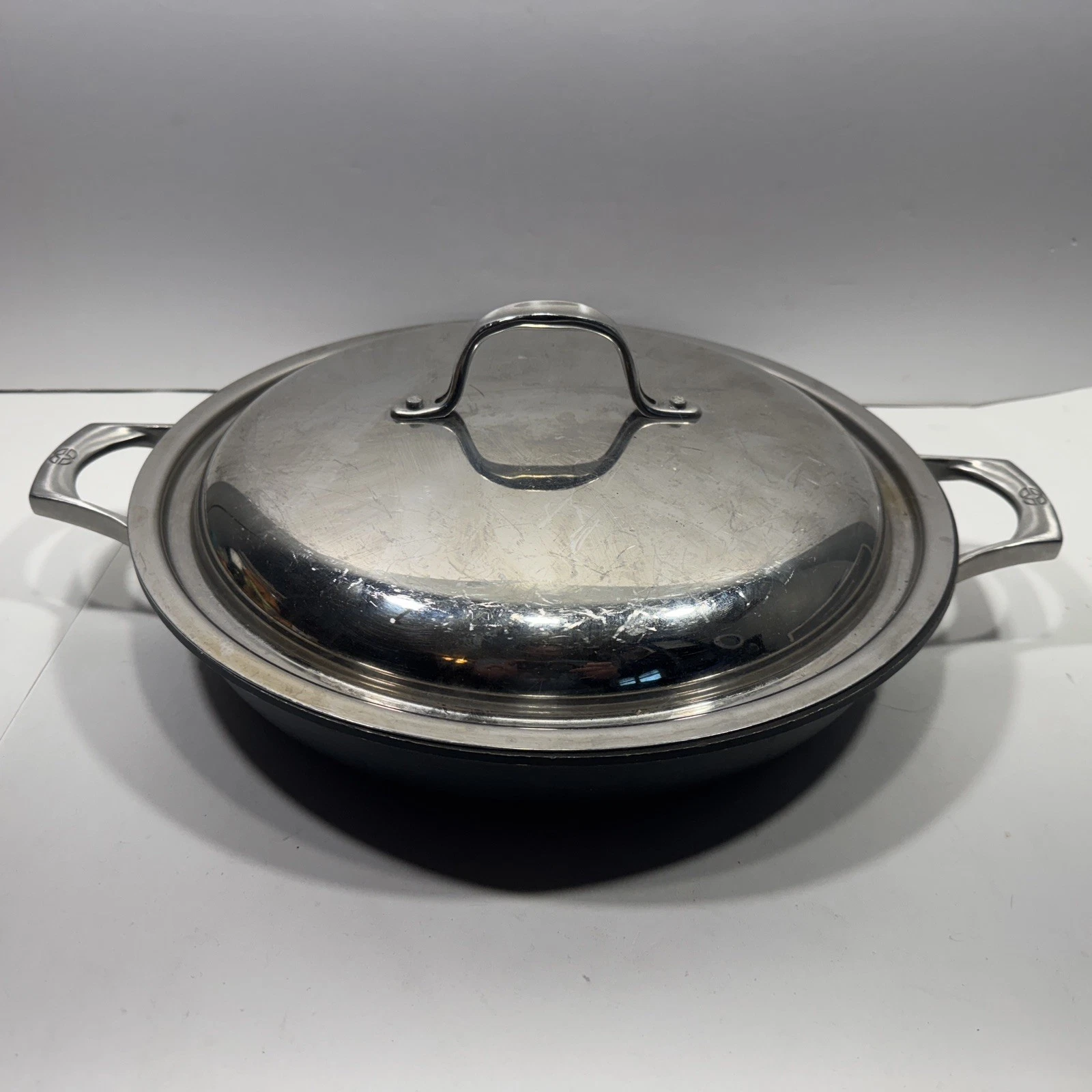 Calphalon Unison Sear Double Handle 12" Nonstick Skillet 1382 - with Lid