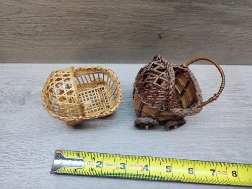 2 Vintage Wicker Baby Carriage Doll Dollhouse Miniature Furniture - Picture 3 of 3