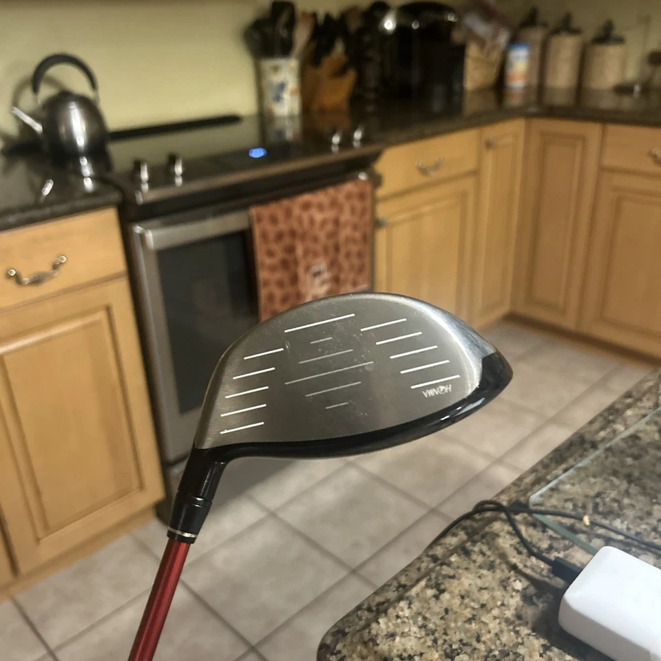 Driver HONMA TOUR WORLD TR20 460 8,5° rígido VIZARD Foto 2 de 4