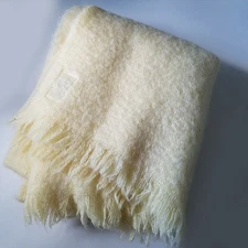AVOCA Handweavers Mohair Cream Ivory Cozy Cottage Throw Made in Ireland