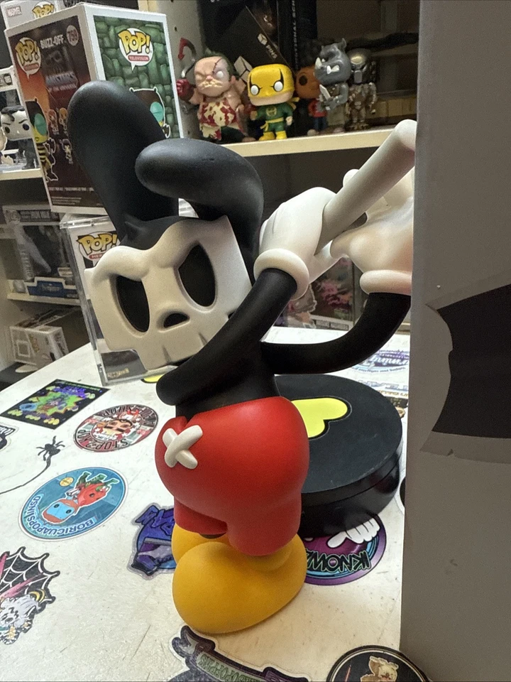 Figura Vinilo Superplástico Guggimon Chop Chop Murderpants 10" SKU GGCHOPAXEV2 Foto 4 de 4