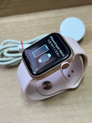 Apple Watch Series 4 40mm rose gold Aluminum Case Sport Band (GPS+ cellular) - Photo 2 sur 6
