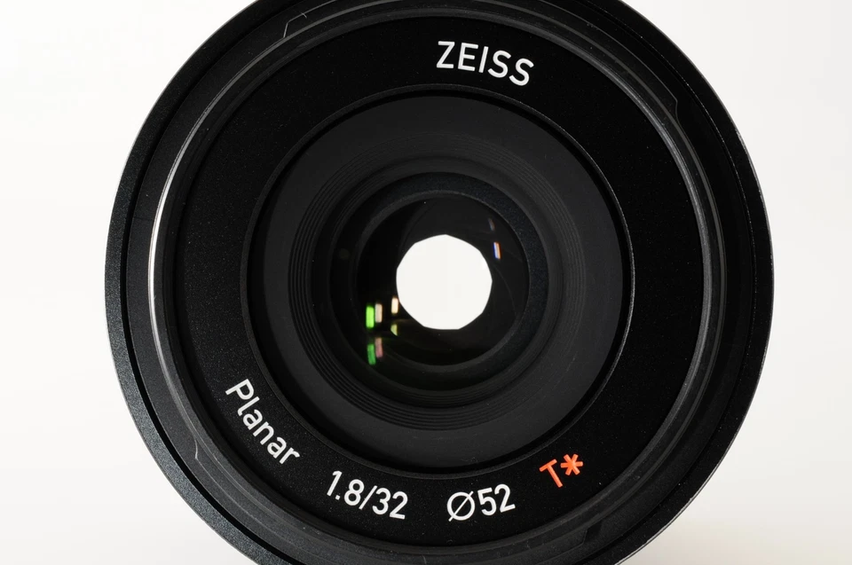 Lente Carl Zeiss Touit 32 mm F1.8 AF para montaje Fujifilm X 【Casi COMO NUEVA】#08S-2328 Foto 3 de 4