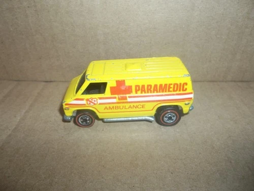 VINTAGE HOT WHEELS REDLINE PARAMEDIC AMBULANCE VAN ~ YELLOW ~ HONG KONG