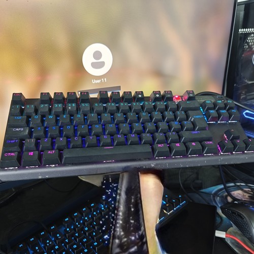 SteelSeries Apex Pro TKL Mechanical Gaming Keyboard - Photo 7/8