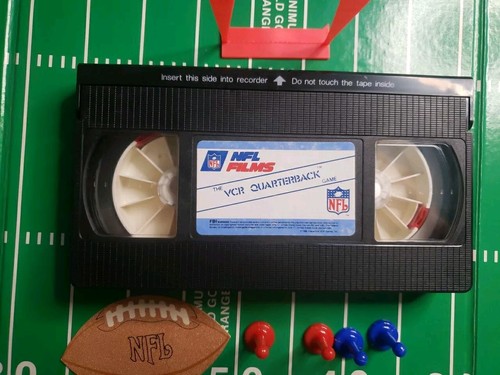 Vintage 1986 THE VCR QUARTERBACK Interactive Board Game NFL - Picture 8 of 12
