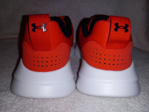 Kinder Under Armour Turnschuhe Größe 6Y - Bild 4 von 8