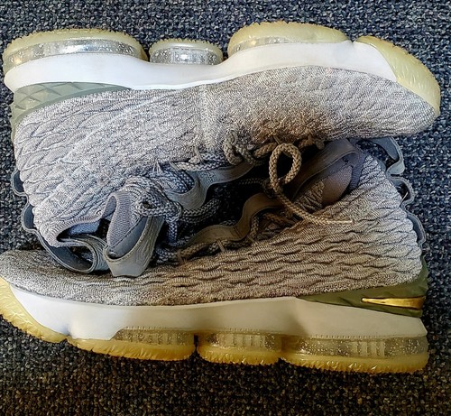 Nike Lebron 15 "City Edition" Size 9 - Picture 5 of 8