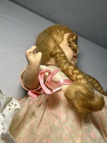 Muñeca de composición vintage de 15" sin marca - Imagen 5 de 11