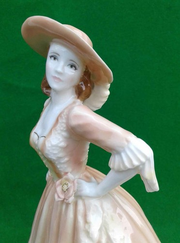 ROYAL WORCESTER - ANNE - RW4658 - SPECIAL EVENTS FIGURE. - Picture 4 of 11