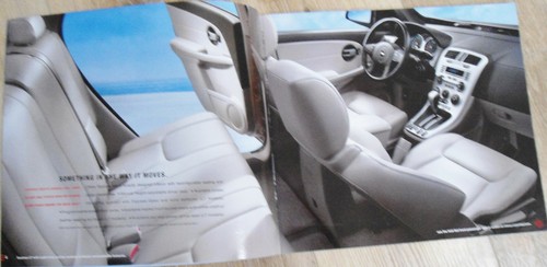 NEW OLD STOCK 2006 Chevrolet Equinox 20-page Sales Brochure Catalog - Chevy - Picture 3 of 9