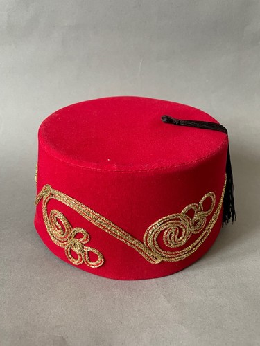 Red Fez Hat, Genuine & Authentic Turkish Fes, Ottoman Tarboosh Wear w Gold Trim - Picture 5 of 11
