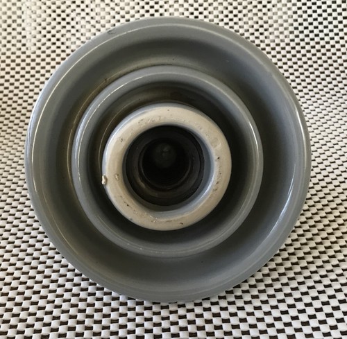 LARGE VTG BLACK / GRAY PORCELAIN INSULATOR ~ OHIO BRASS ~ SADDLE TOP ~ SBT 4-79 - Picture 11 of 12