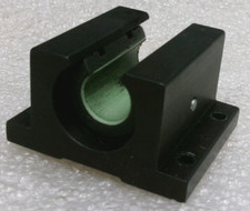 LM76 Self Lubricating Pillow Block Bearing, 1/2" Shaft #690H