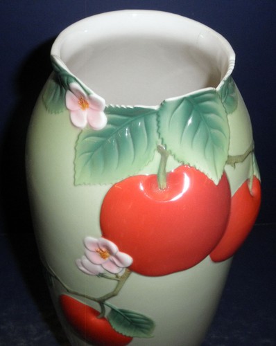 NIB Franz Apple Vase- FZ00112 - Picture 5 of 6