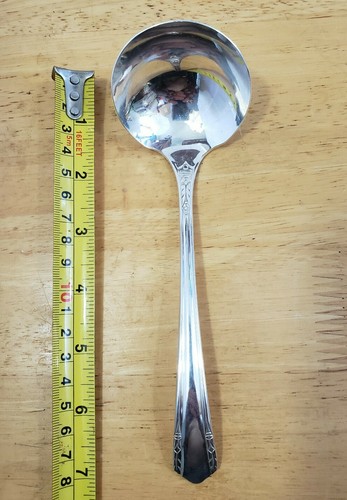 WM. A. ROGERS VINTAGE 1934 MALIBU PATTERN SILVERPLATED GRAVY LADLE - Picture 9 of 11