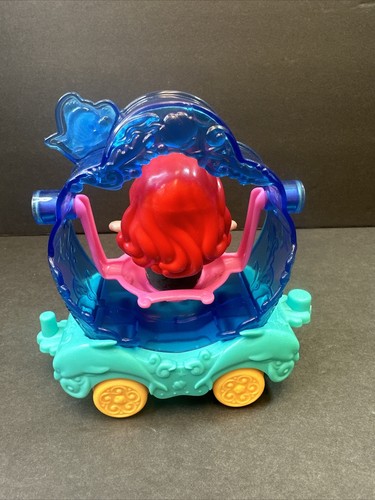 Fisher-Price Little People Disney Princess Parade ~ Little Mermaid Ariel & Float - Picture 3 of 15