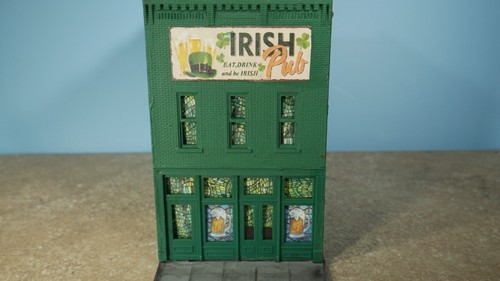 HO Scale "IRISH PUB" ( Weathered & Detailed) - Picture 3 of 12
