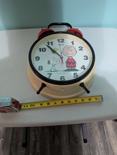 vintage peanuts 14" alarm snoopy and charlie brown alarm clock - Picture 15 of 15