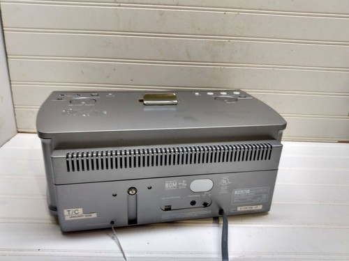 TEAC GR-10I HiFi Tischradiowecker mit iPod Dock ** Dimmtaste fehlt - Bild 6 von 6