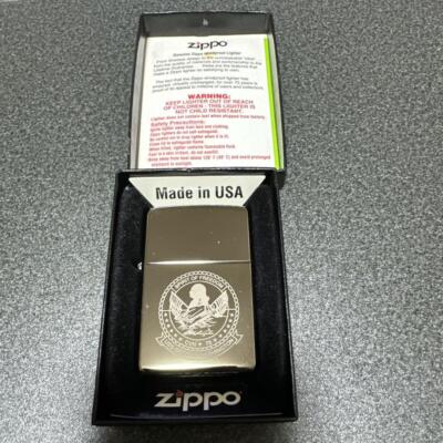 その他 USS GEORGE WASHINGTON CVN-73 Zippo 2012 Zippo USS George Washington CVN-73 1941 Replica Zippo