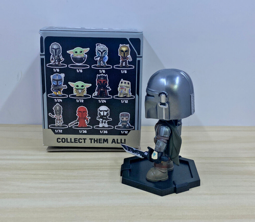 Funko Mystery Minis Star Wars Mandalorian Ser. 2 - Mandalorian con spada scura 1/6 - Foto 2 di 4
