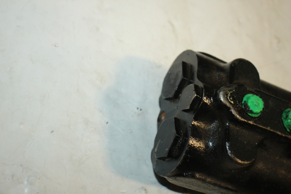 JLG 1001106836 02-398650 Valve - Black for sale online | eBay