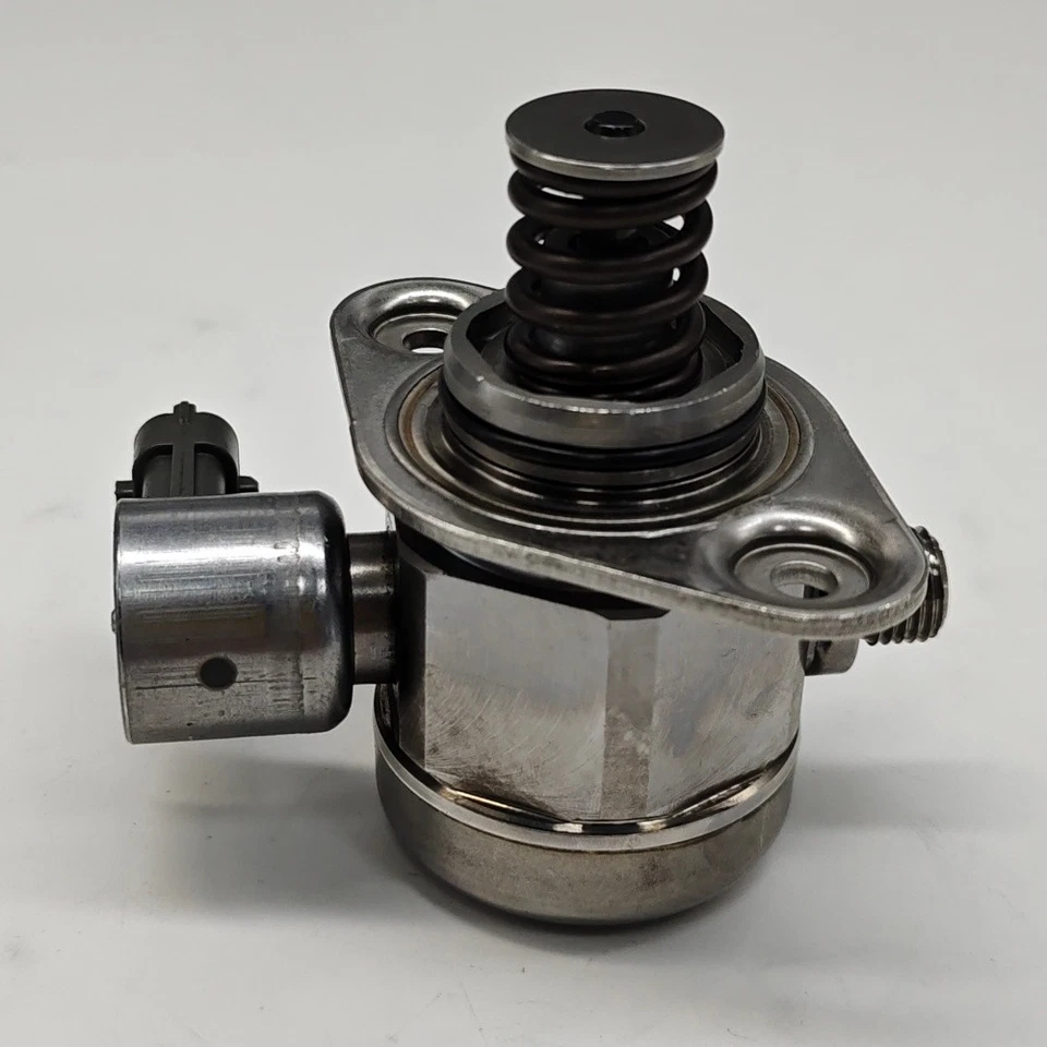 High Pressure Fuel Pump Fit Land Rover Range Rover Sport 2010-2020 3.0L 5.0L Foto 4 de 4