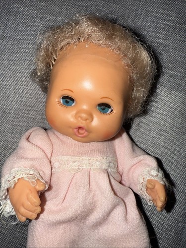 Ideal Baby Puppe Handvoll Liebe Vinyl Vintage 1974 blonde Haare blauäugig Mädchen 7 Zoll - Bild 1 von 6